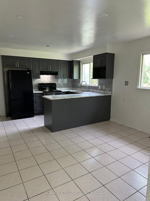 Main - 134 Jade Crescent