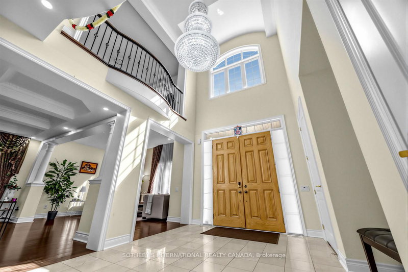 (Upper Level) - 54 Kelways Circ, Brampton, L6T 0G5 | Image 3