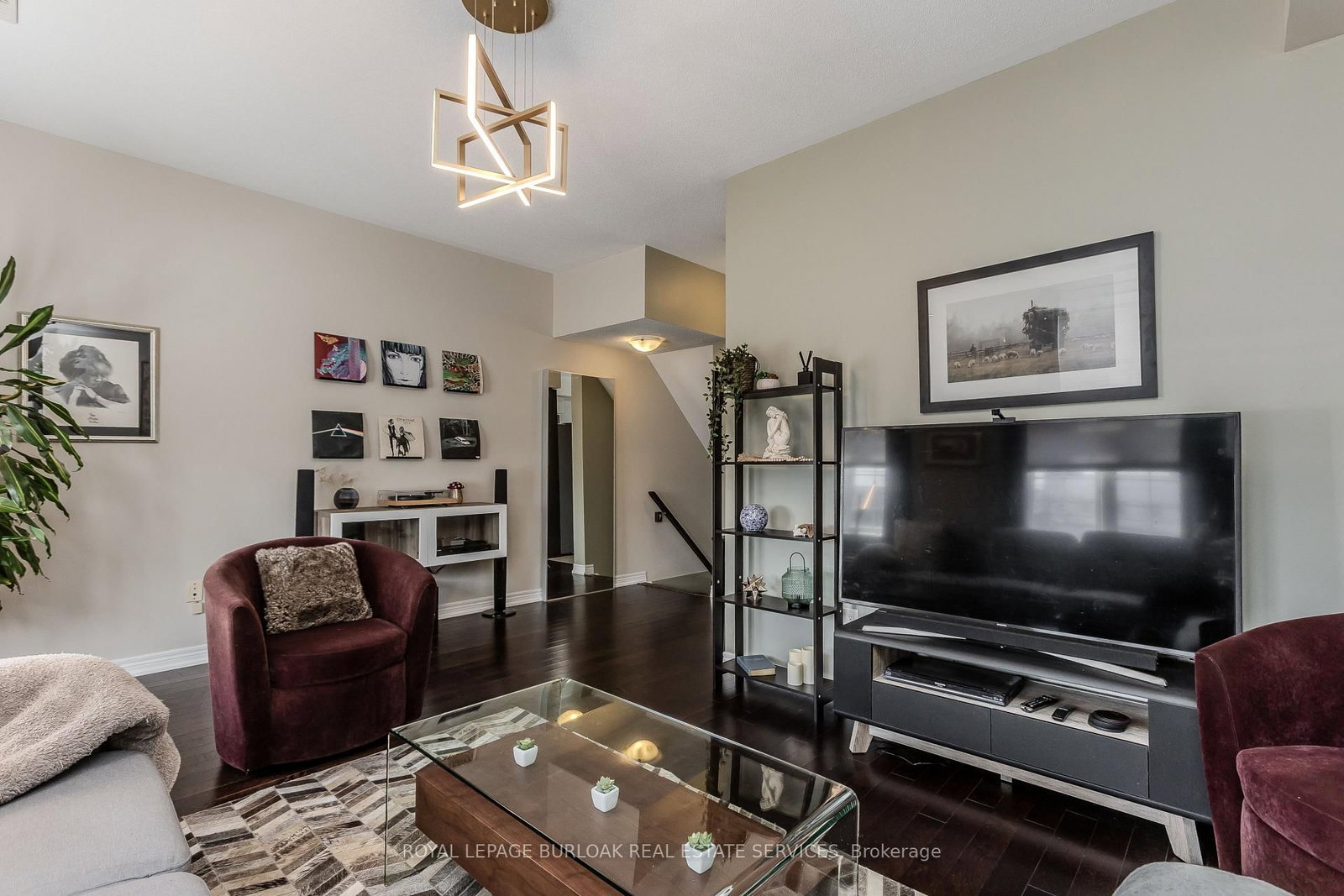 Townhouse for sale at 26-1401 Plains Road, Burlington, Ontario, L7R 0C2 - Freeman - MLS: W12928622