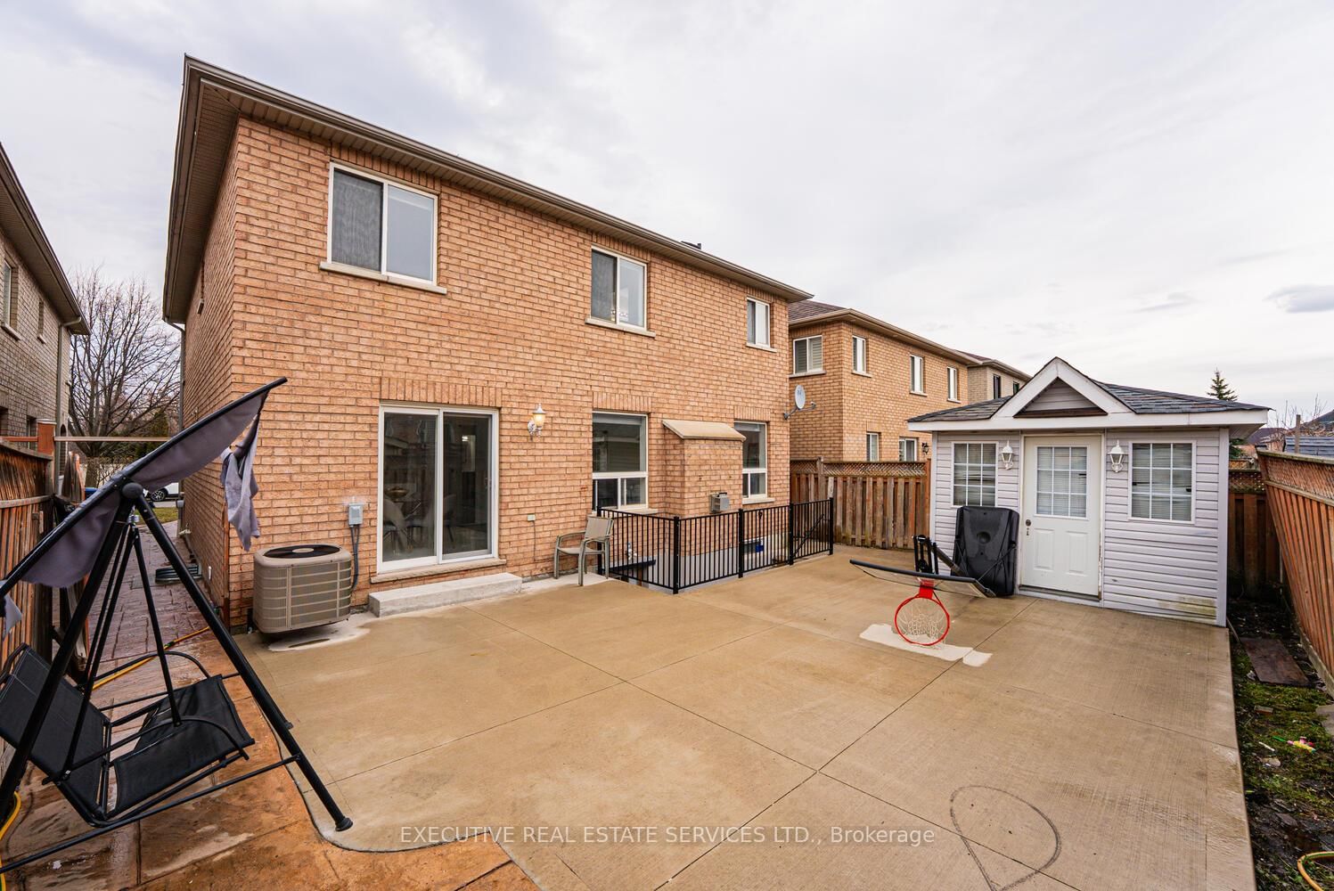 Detached House for sale at 43 River Rock Crescent, Brampton, Ontario, L7A 2V2 - Fletcher's Meadow - MLS: W12928656