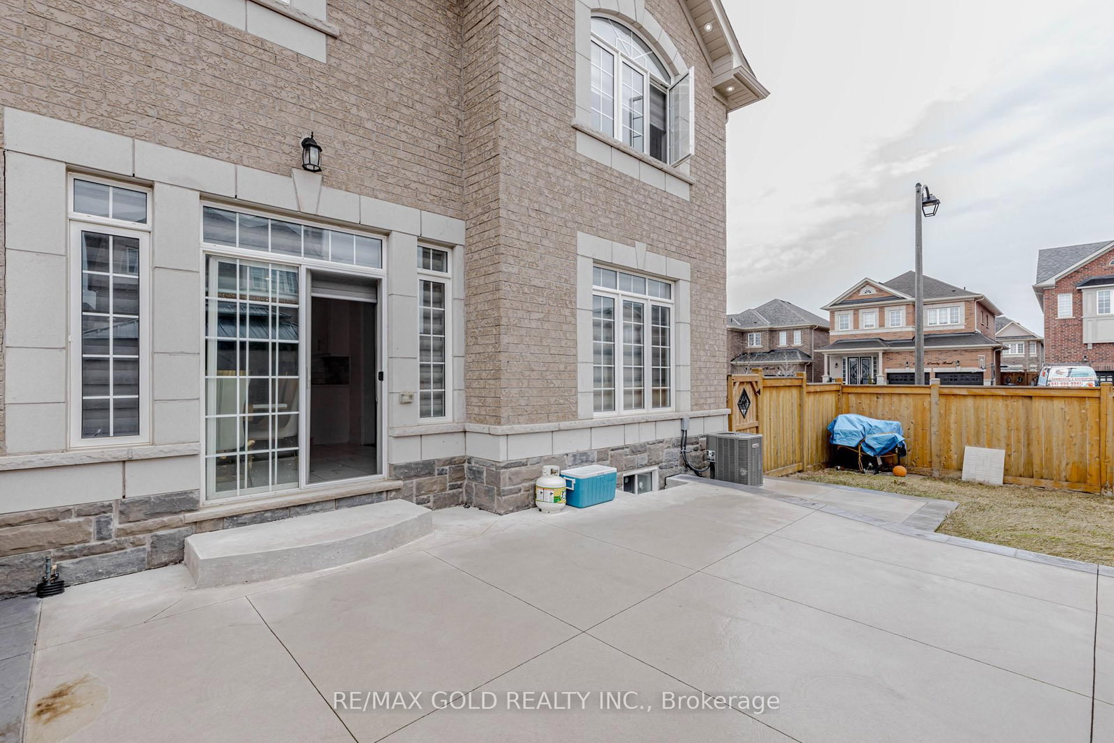 Listing Image 49