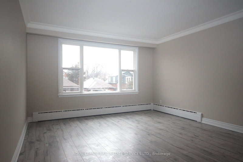 #2 - 62 Branstone Rd, Toronto, M6Z 4E4 | Image 3