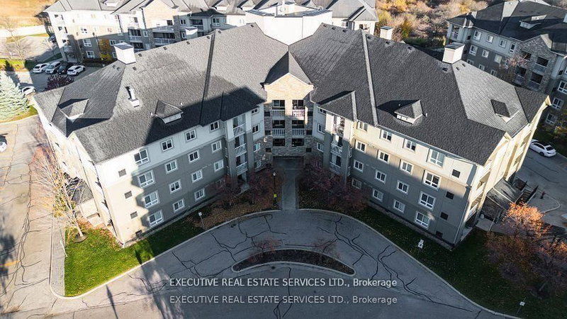 #203 - 4 Dayspring Circ, Brampton, L6P 2Z5 | Image 3