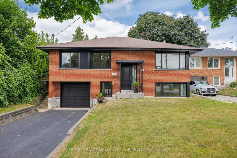 92 The Westway, Toronto, M9P 2B2 | Image 2