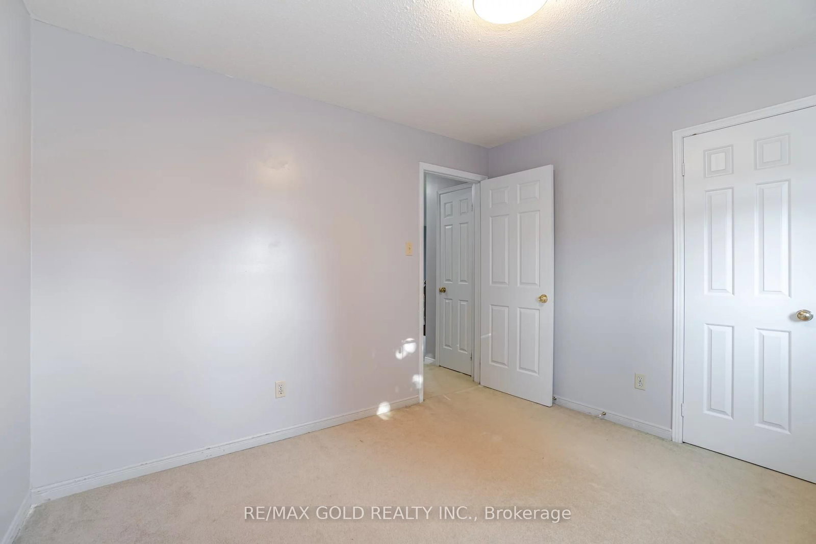 Detached House for sale at 21 Nottingham Crescent, Brampton, Ontario, L6S 4G3 - Westgate - MLS: W12929248