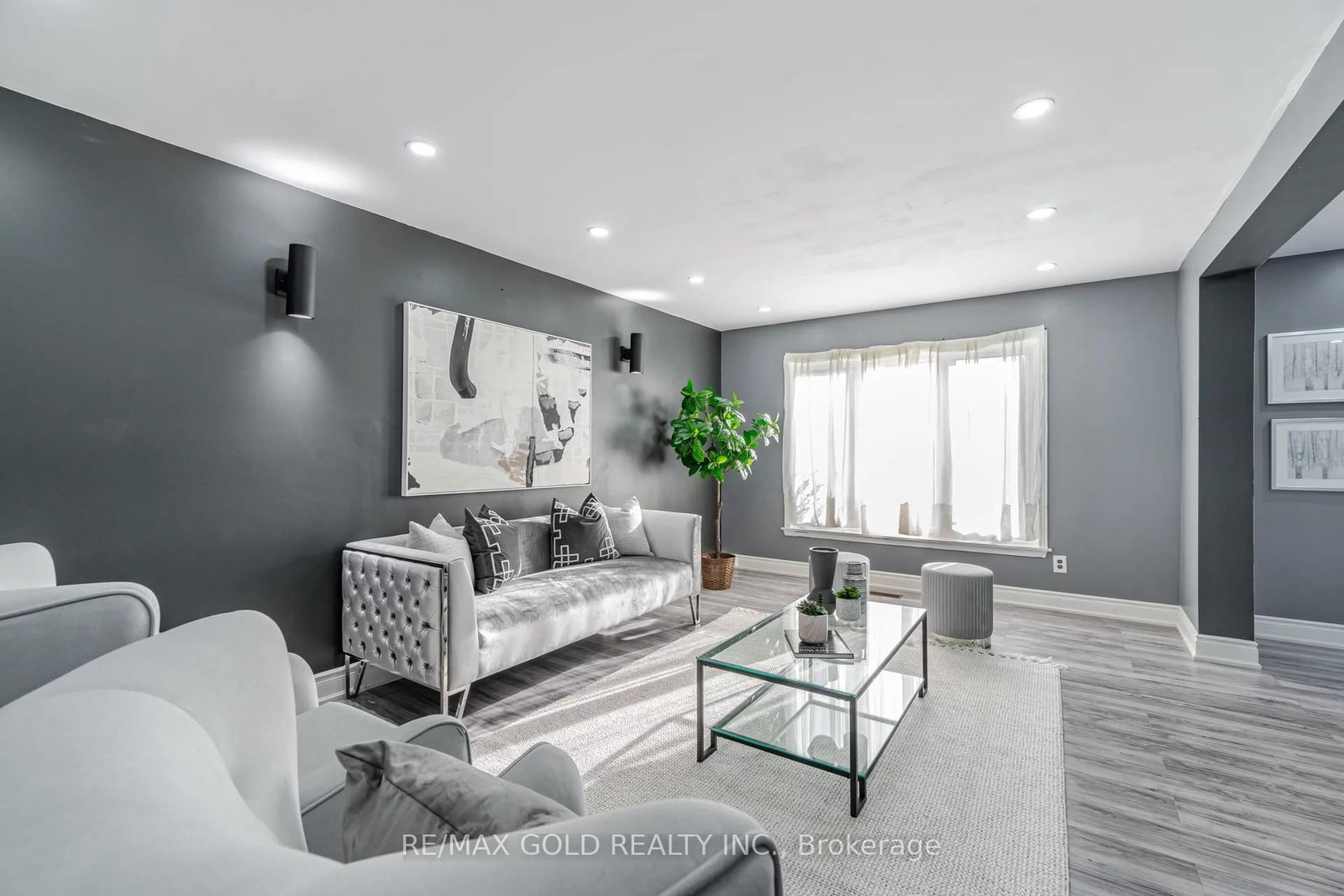 Detached House for sale at 21 Nottingham Crescent, Brampton, Ontario, L6S 4G3 - Westgate - MLS: W12929248