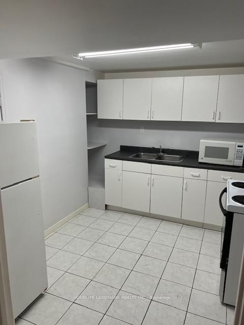 Lower Level - 1216 Shamir Crescent