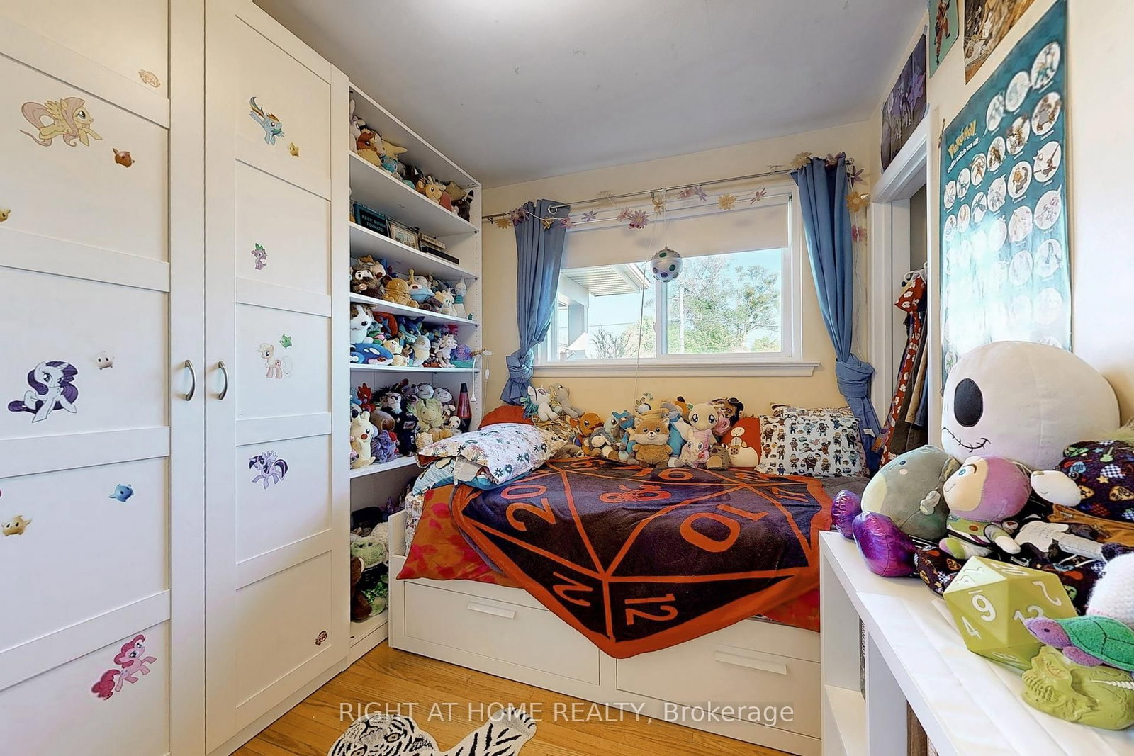 Detached House for sale at 907 Fourth Street, Mississauga, Ontario, L5E 1J8 - Lakeview - MLS: W12929516