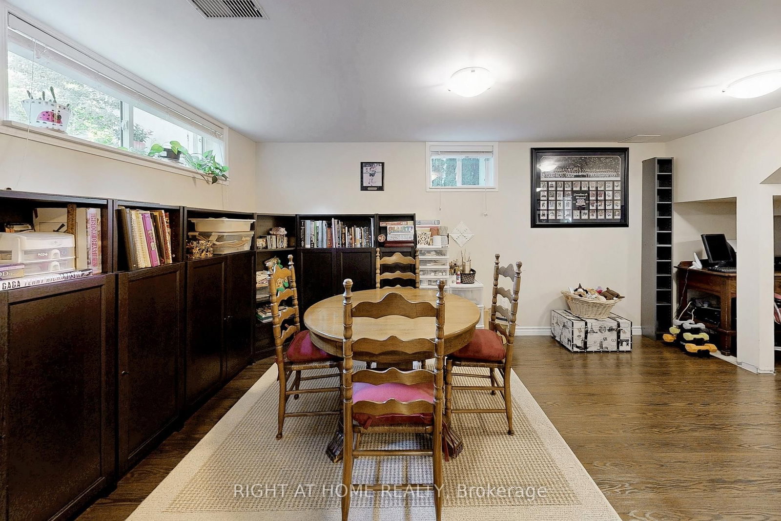 Detached House for sale at 907 Fourth Street, Mississauga, Ontario, L5E 1J8 - Lakeview - MLS: W12929516