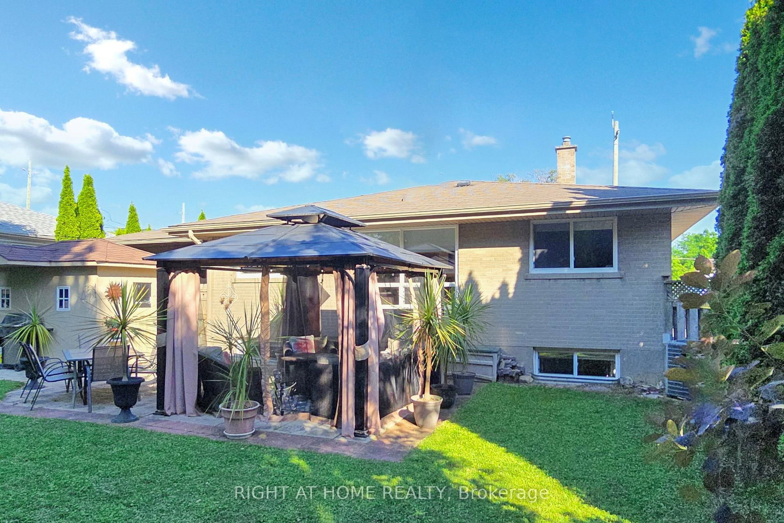 Detached House for sale at 907 Fourth Street, Mississauga, Ontario, L5E 1J8 - Lakeview - MLS: W12929516