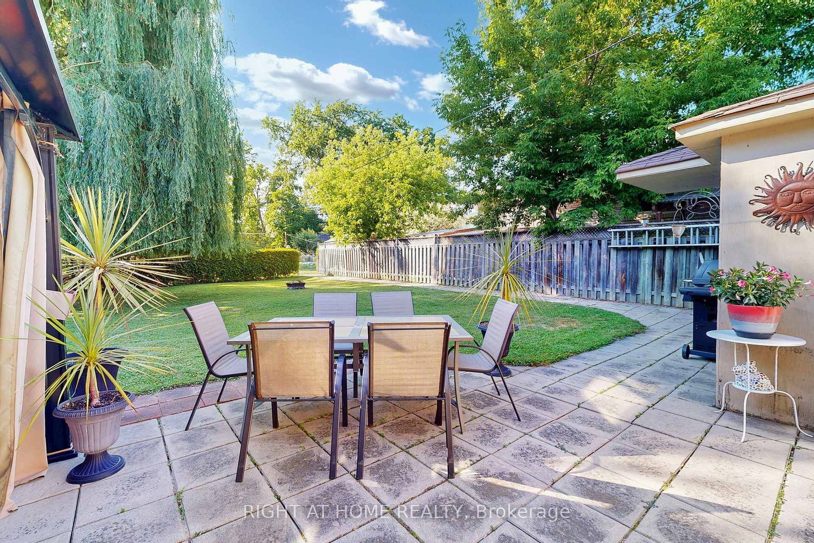 Detached House for sale at 907 Fourth Street, Mississauga, Ontario, L5E 1J8 - Lakeview - MLS: W12929516