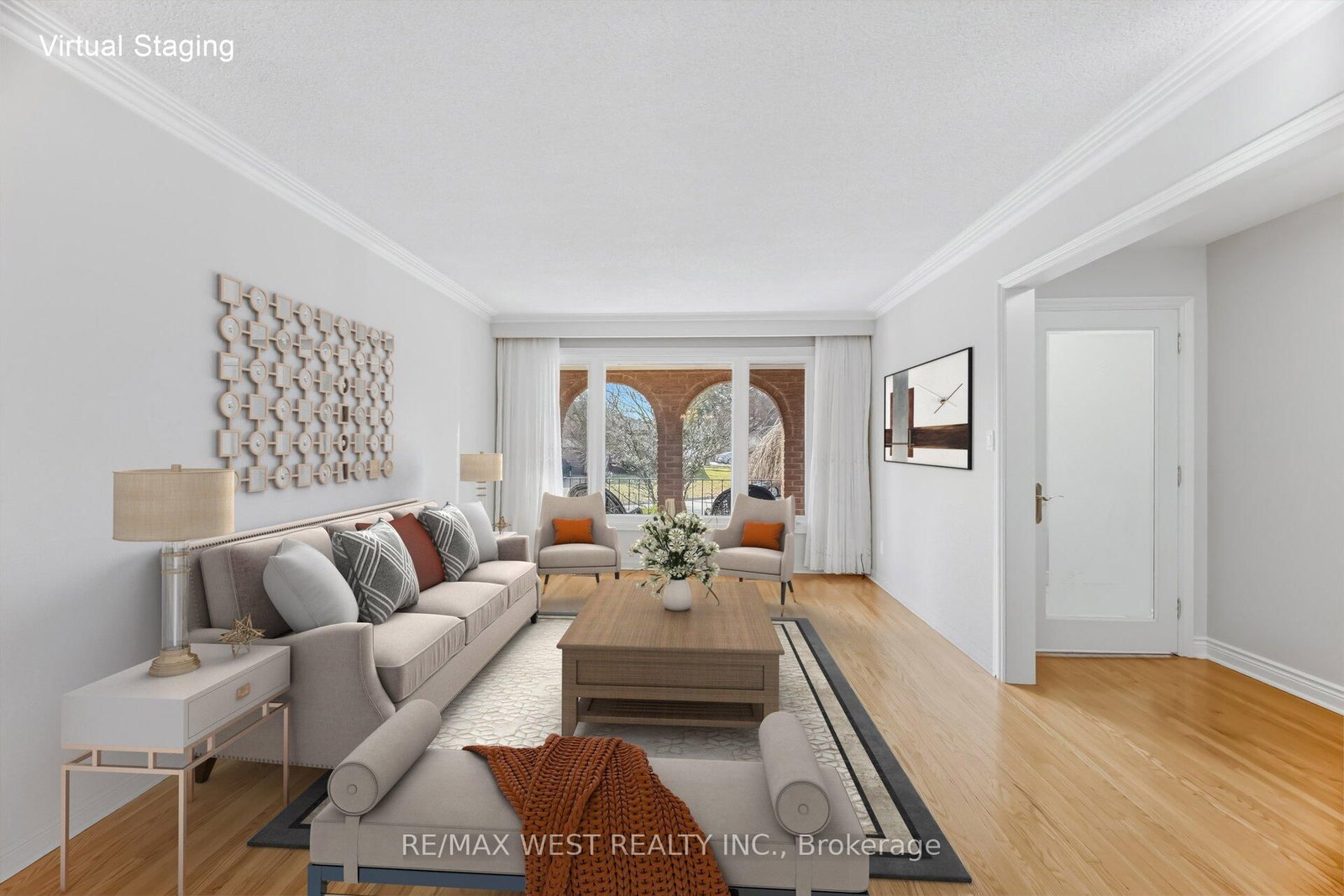 Listing Image 7