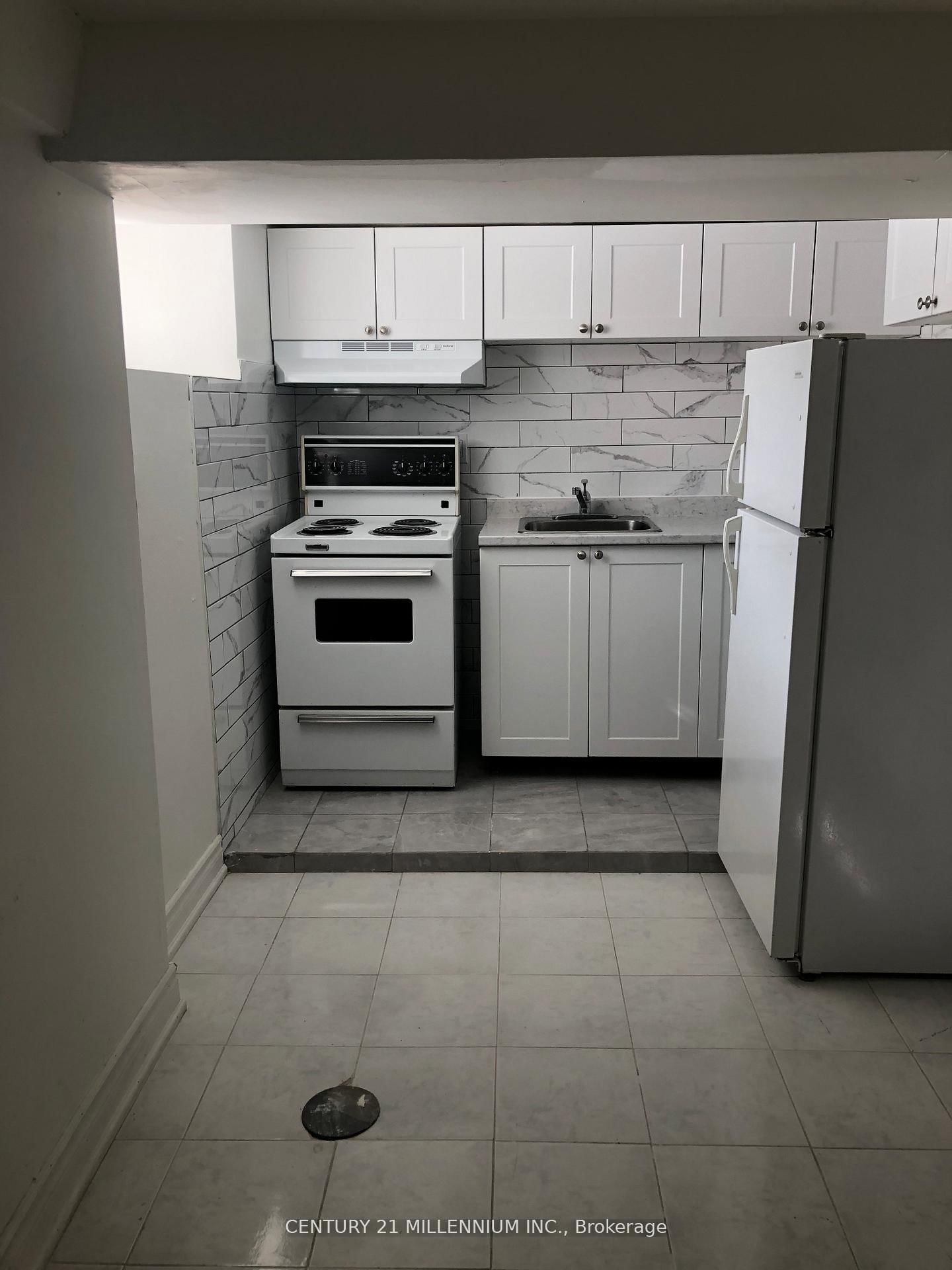 71 Clouston Avenue • Toronto, ON photo 31