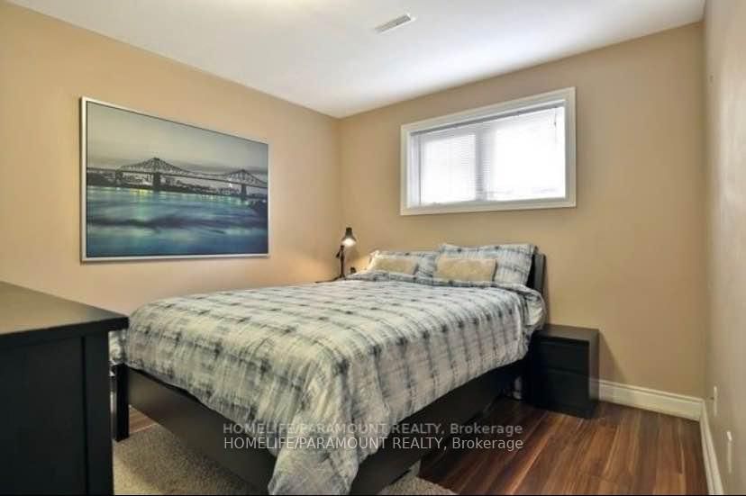 Detached House for sale at 411 Bronte Road, Oakville, Ontario, L6L 5C3 - West - MLS: W12930662