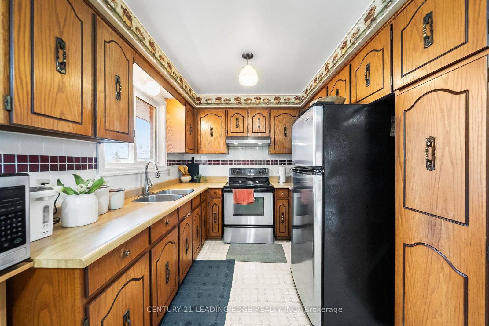 Detached House for sale at 1050 Alexandra Avenue, Mississauga, Ontario, L5E 1Z8 - Lakeview - MLS: W12930872