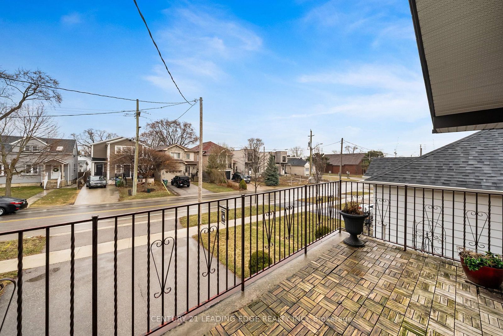 Detached House for sale at 1050 Alexandra Avenue, Mississauga, Ontario, L5E 1Z8 - Lakeview - MLS: W12930872