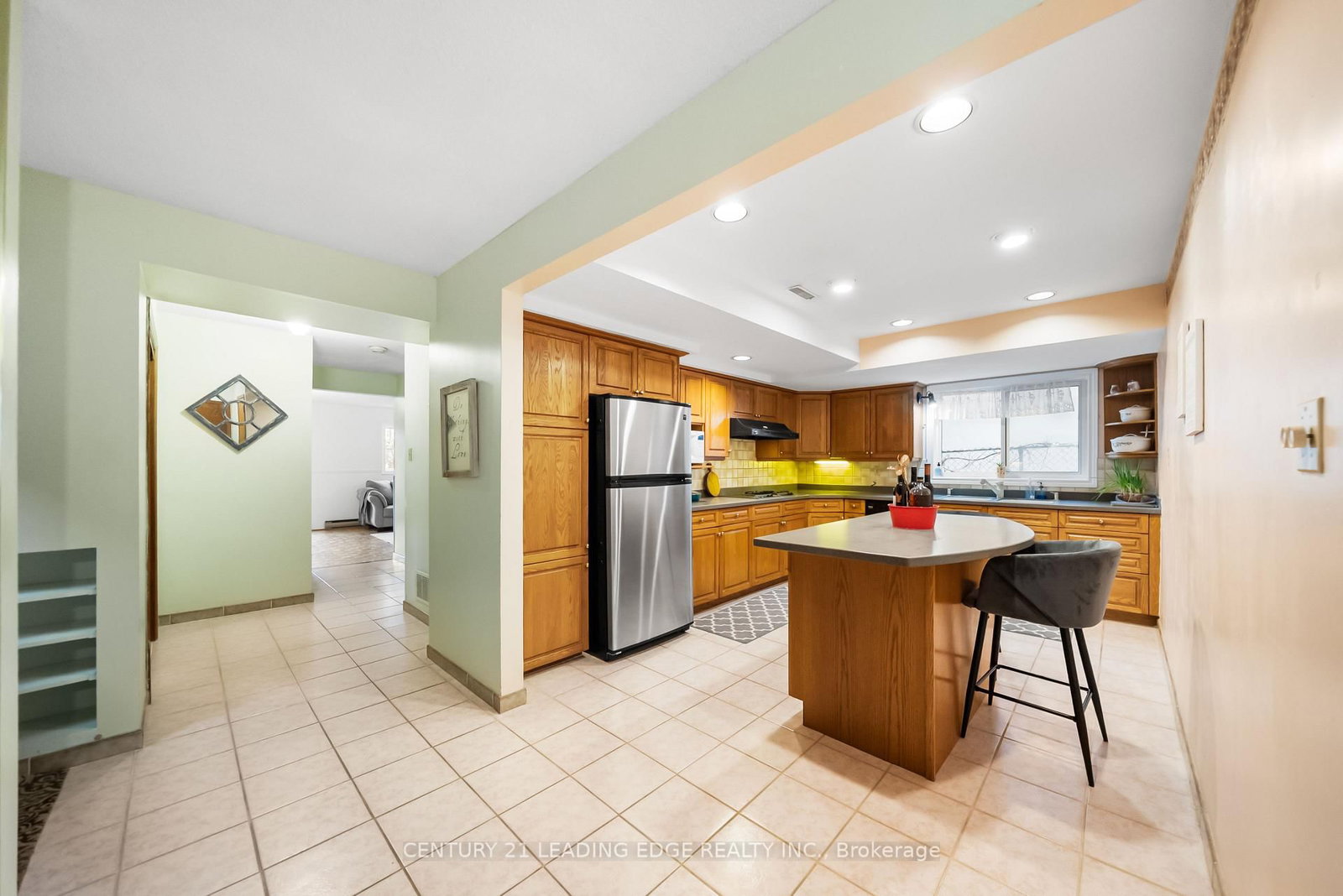 Detached House for sale at 1050 Alexandra Avenue, Mississauga, Ontario, L5E 1Z8 - Lakeview - MLS: W12930872