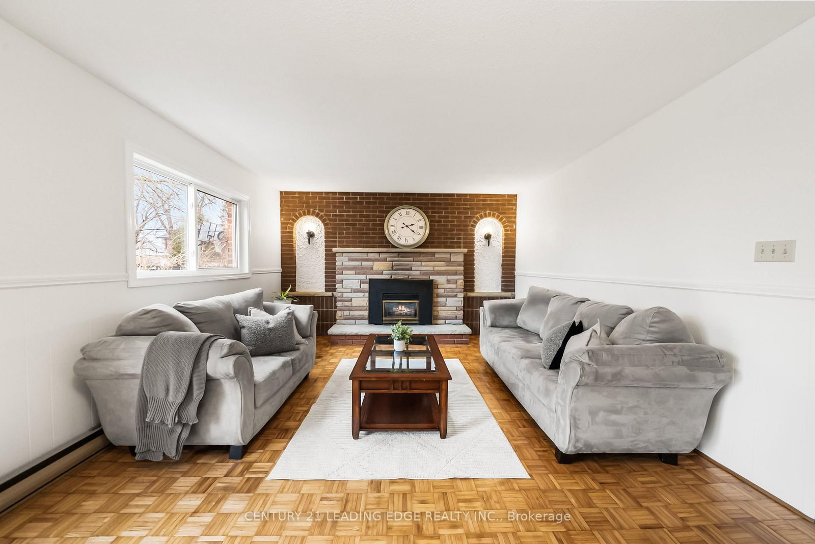 Detached House for sale at 1050 Alexandra Avenue, Mississauga, Ontario, L5E 1Z8 - Lakeview - MLS: W12930872