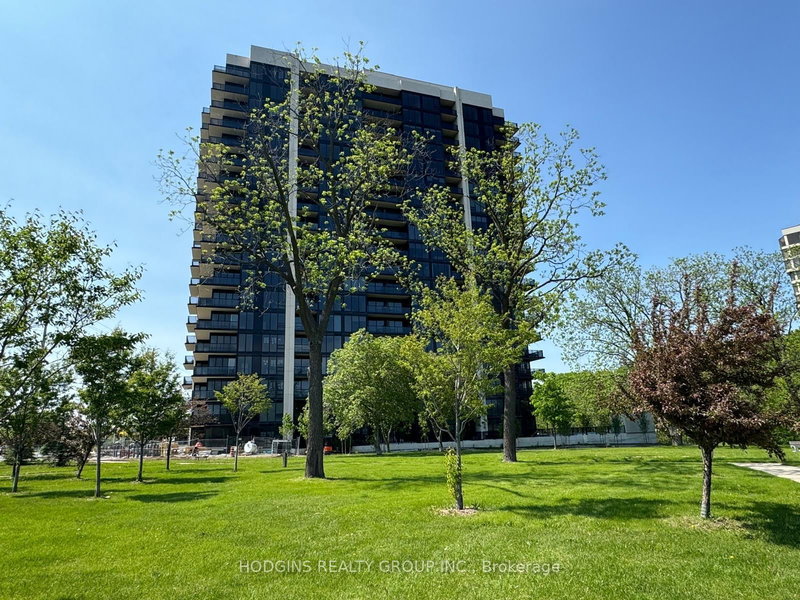 1701 - 1035 Southdown Rd, Mississauga, L5J 0A2 | Image 3