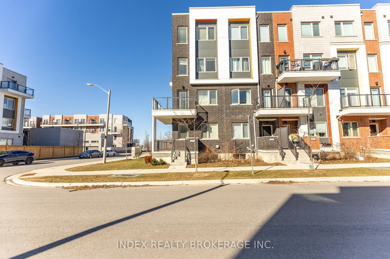 82 William Duncan Rd, Toronto, M3K 0B7 | Image 2