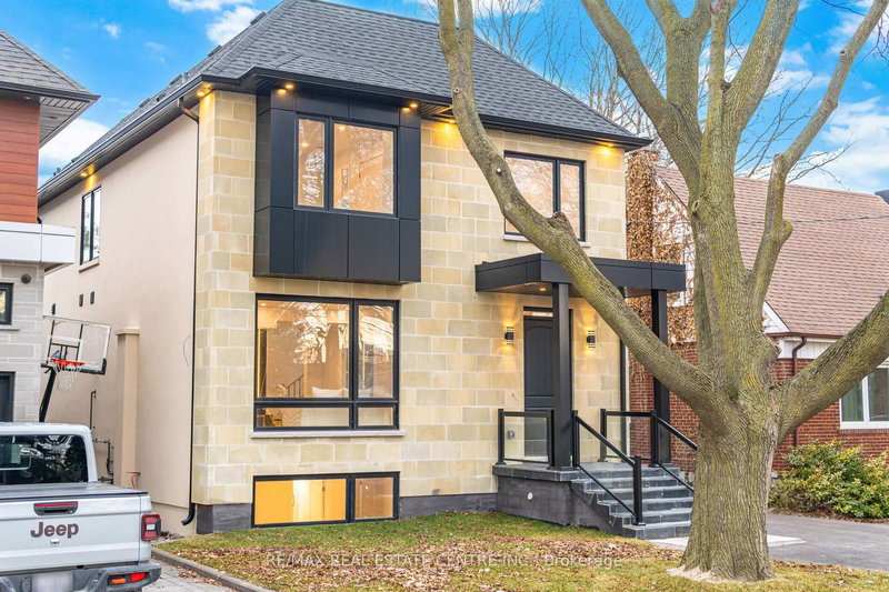 11 Bentley Dr, Toronto, M8Z 3L9 | Image 2