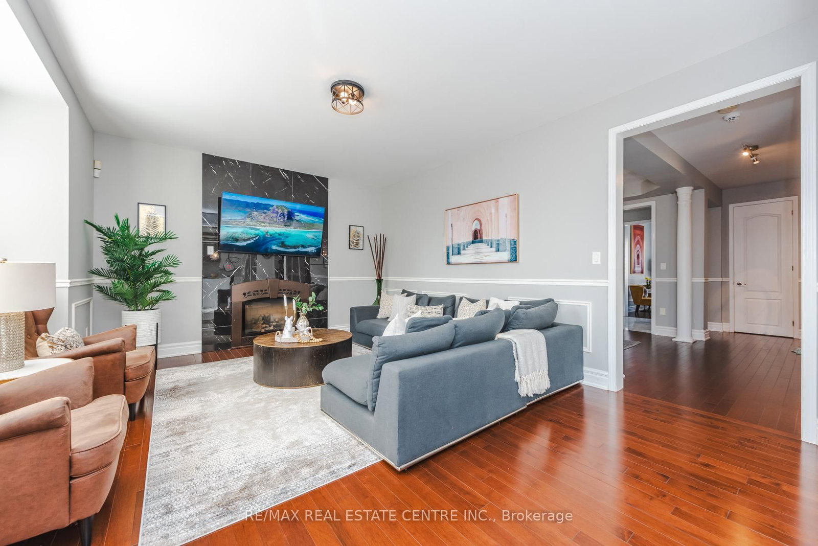 Detached House for sale at 920 Bessy Trail, Milton, Ontario, L9T 0H2 - Coates - MLS: W12931262