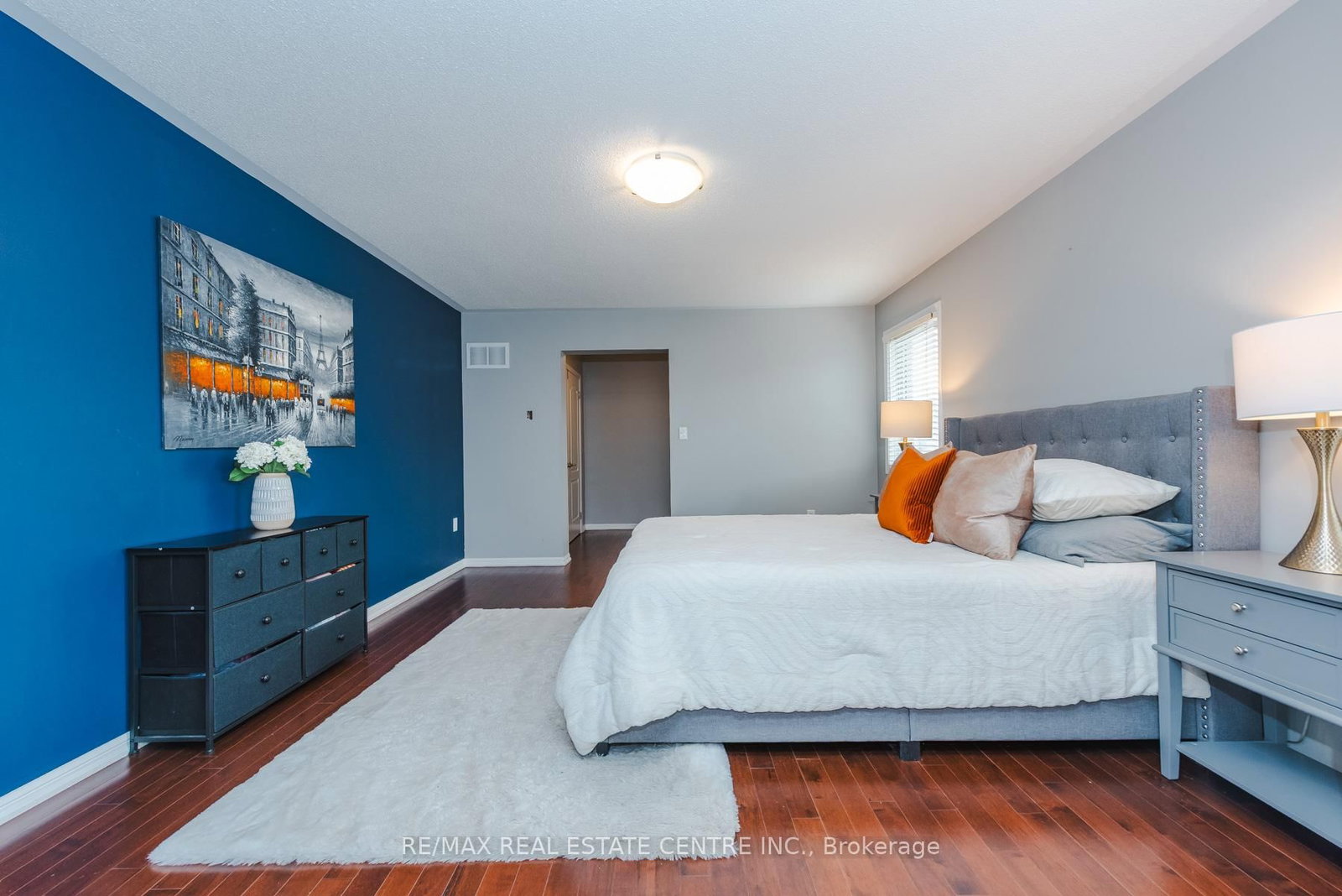 Detached House for sale at 920 Bessy Trail, Milton, Ontario, L9T 0H2 - Coates - MLS: W12931262