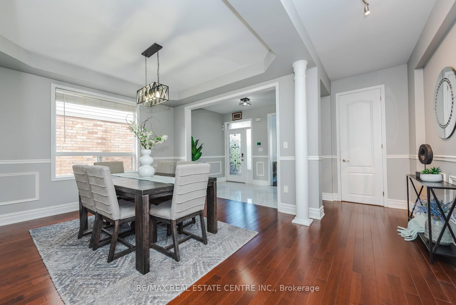 Detached House for sale at 920 Bessy Trail, Milton, Ontario, L9T 0H2 - Coates - MLS: W12931262