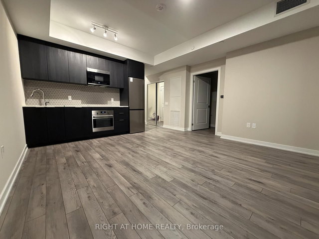 1705 - 15 Skyridge Drive E