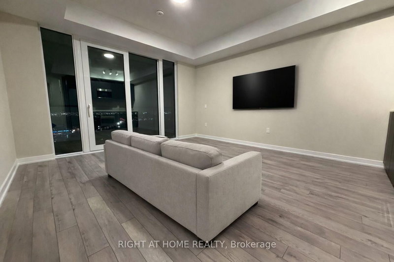 1705 - 15 Skyridge Dr E, Brampton, L6P 4S3 | Image 2