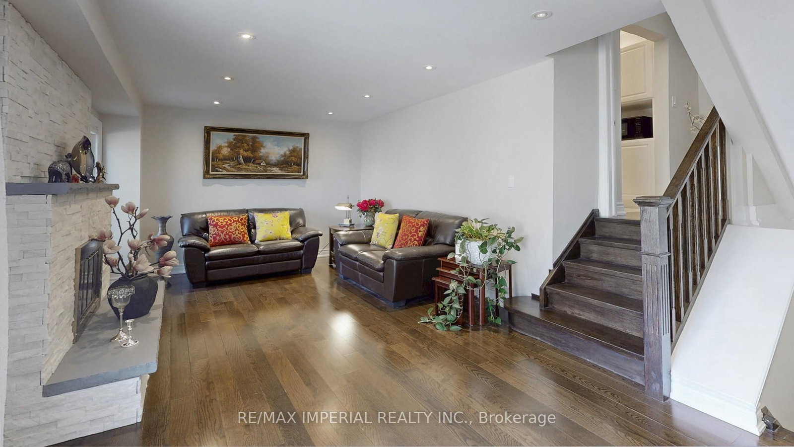 Detached House for sale at 140 Romain Crescent, Oakville, Ontario, L6H 5A6 - College Park - MLS: W12931746