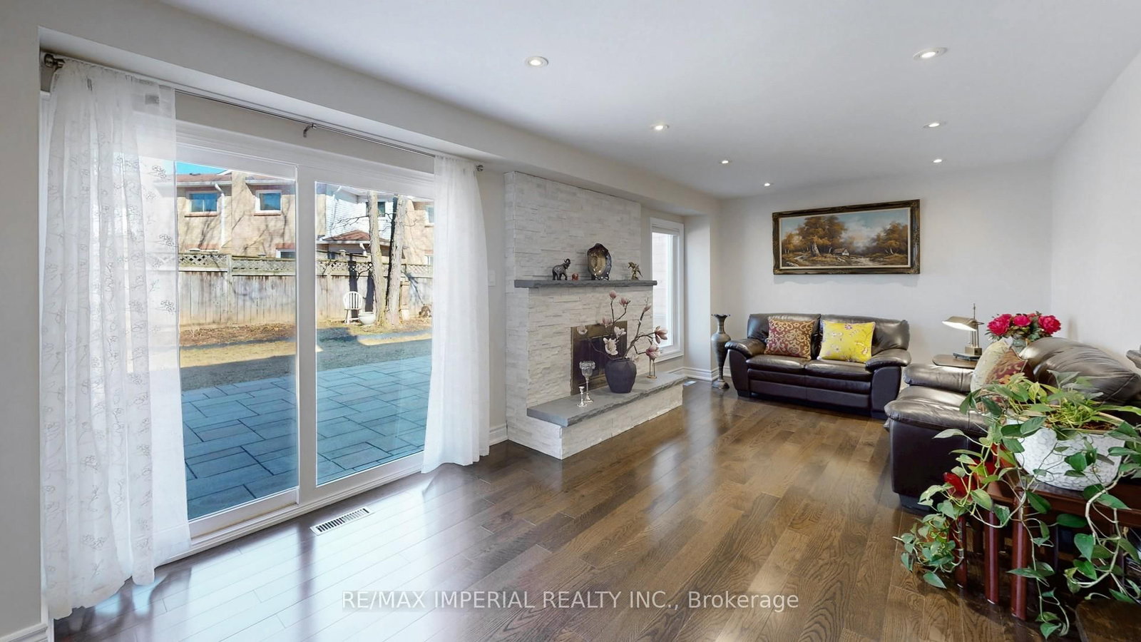 Detached House for sale at 140 Romain Crescent, Oakville, Ontario, L6H 5A6 - College Park - MLS: W12931746