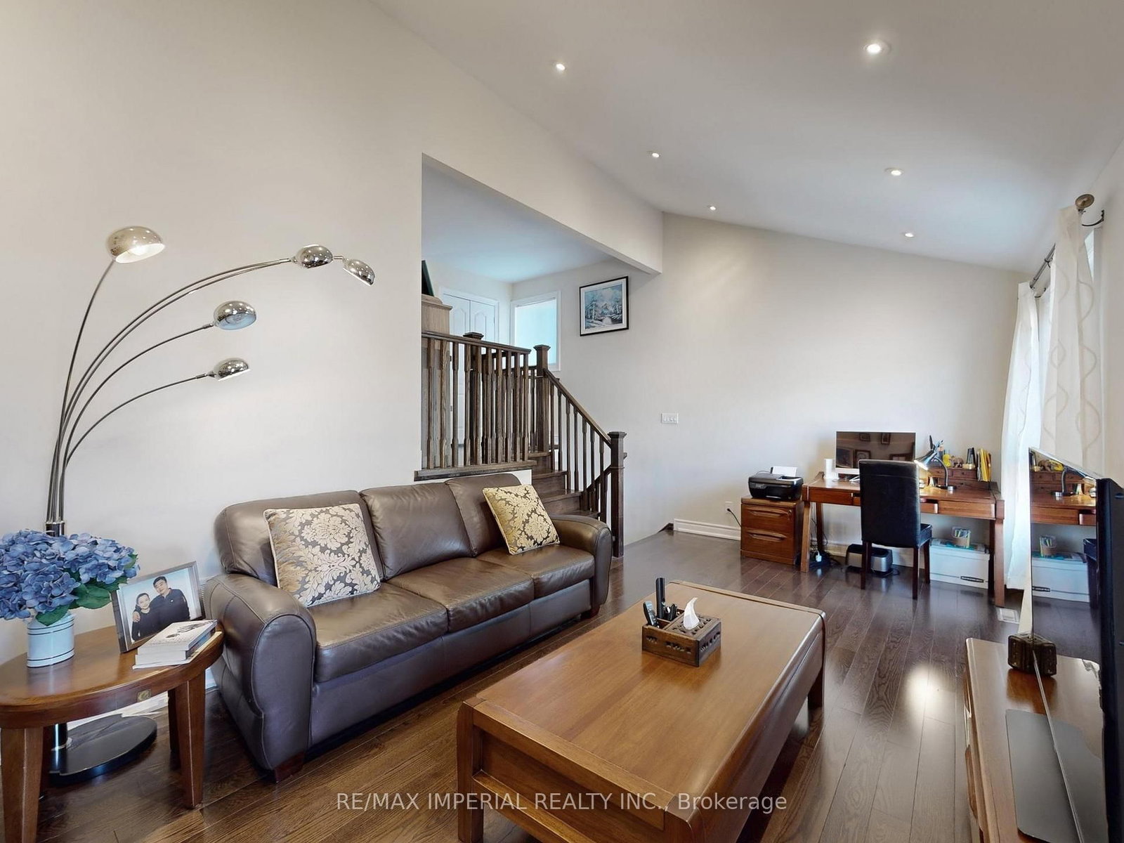 Detached House for sale at 140 Romain Crescent, Oakville, Ontario, L6H 5A6 - College Park - MLS: W12931746