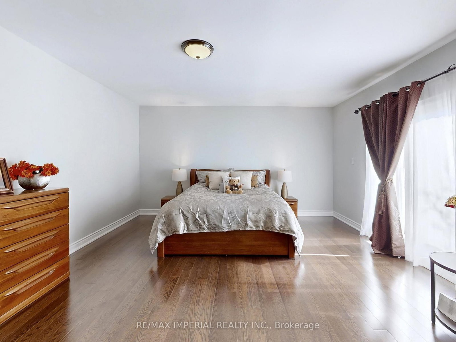 Detached House for sale at 140 Romain Crescent, Oakville, Ontario, L6H 5A6 - College Park - MLS: W12931746