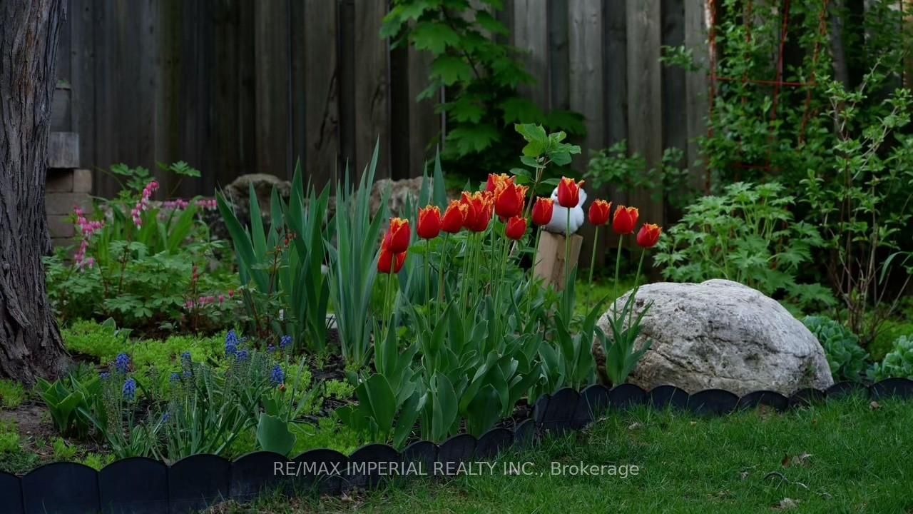 140 Romain Crescent - Photo 47