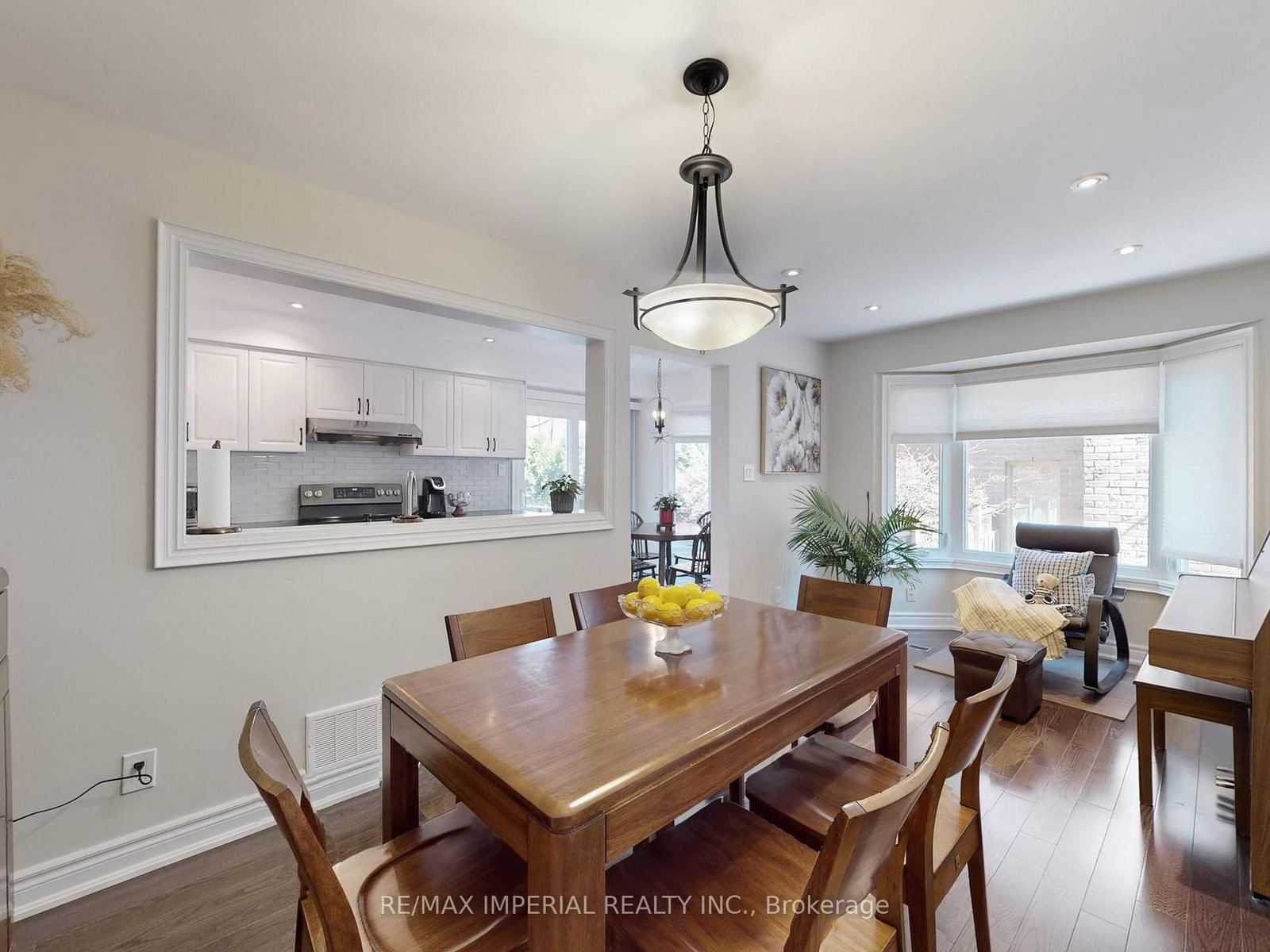 Detached House for sale at 140 Romain Crescent, Oakville, Ontario, L6H 5A6 - College Park - MLS: W12931746