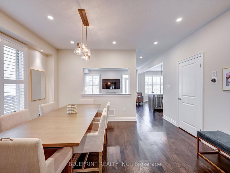 1396 Argall Crt, Milton, L9E 1L7 | Image 3