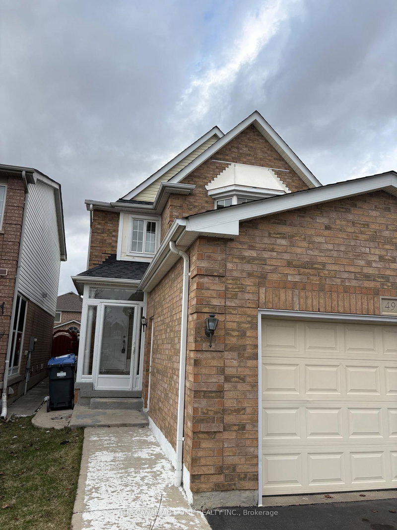 49 Larkspur Rd, Brampton, L6R 1W8 | Image 2