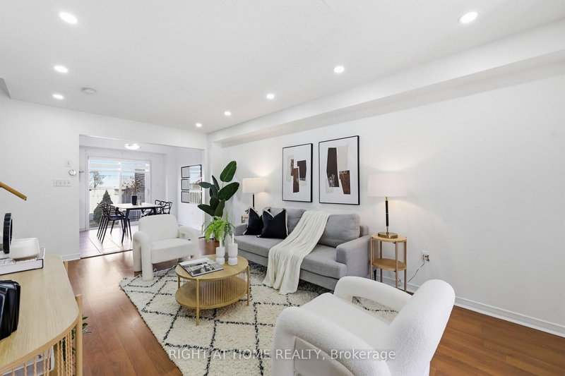 111 Gollins Dr, Milton, L9T 6J9 | Image 3