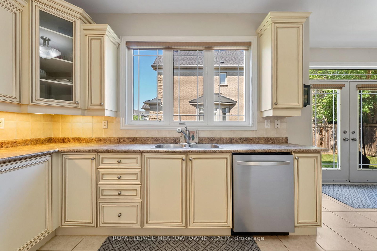 Detached House for sale at 9 Black Bear Trail, Brampton, Ontario, L6Y 5L2 - Bram West - MLS: W12931878