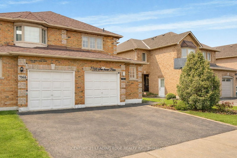 7166 Sandhurst Dr, Mississauga, L5N 7H1 | Image 3