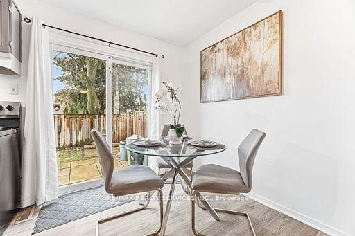 Townhouse for sale at 92-900 Central Park Drive, Brampton, Ontario, L6S 3J6 - Northgate - MLS: W12932368