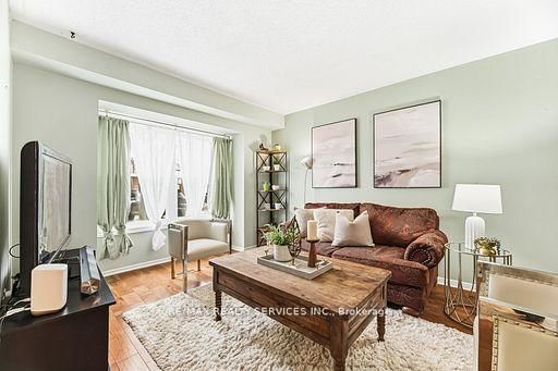 Townhouse for sale at 92-900 Central Park Drive, Brampton, Ontario, L6S 3J6 - Northgate - MLS: W12932368