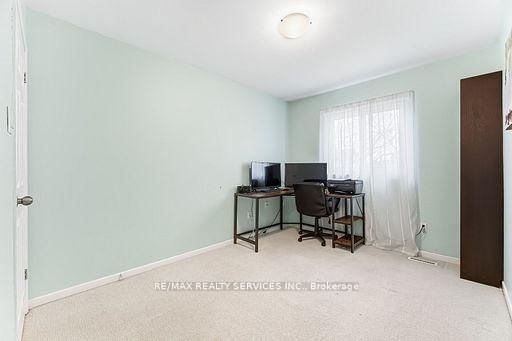 Townhouse for sale at 92-900 Central Park Drive, Brampton, Ontario, L6S 3J6 - Northgate - MLS: W12932368