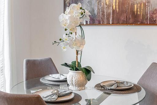 Townhouse for sale at 92-900 Central Park Drive, Brampton, Ontario, L6S 3J6 - Northgate - MLS: W12932368