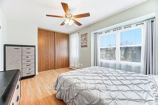 Townhouse for sale at 92-900 Central Park Drive, Brampton, Ontario, L6S 3J6 - Northgate - MLS: W12932368