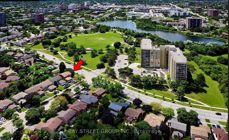 2554 Valencia Rd, Mississauga, L5N 4L6 | Image 3