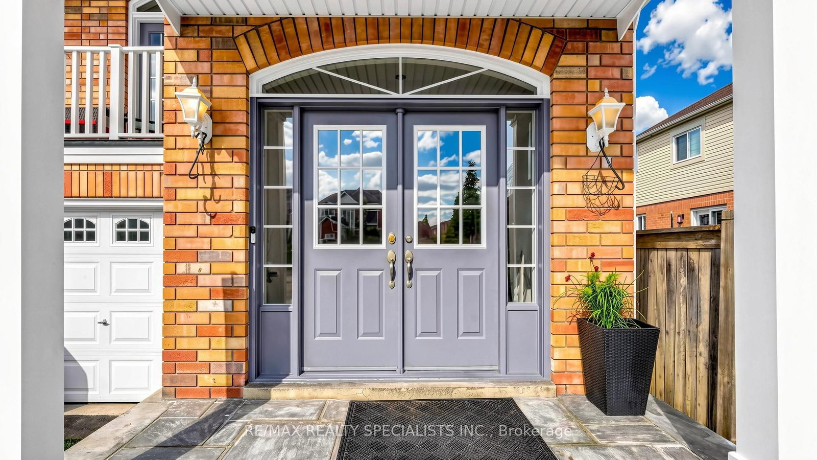 Detached House for sale at 193 Queen Mary Drive, Brampton, Ontario, L7A 1Y3 - Fletcher's Meadow - MLS: W12932964