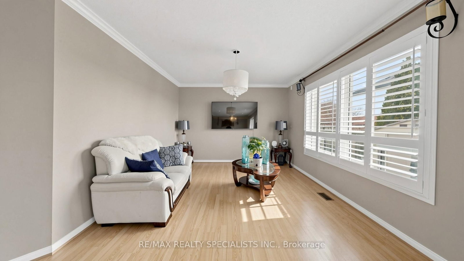 Detached House for sale at 193 Queen Mary Drive, Brampton, Ontario, L7A 1Y3 - Fletcher's Meadow - MLS: W12932964