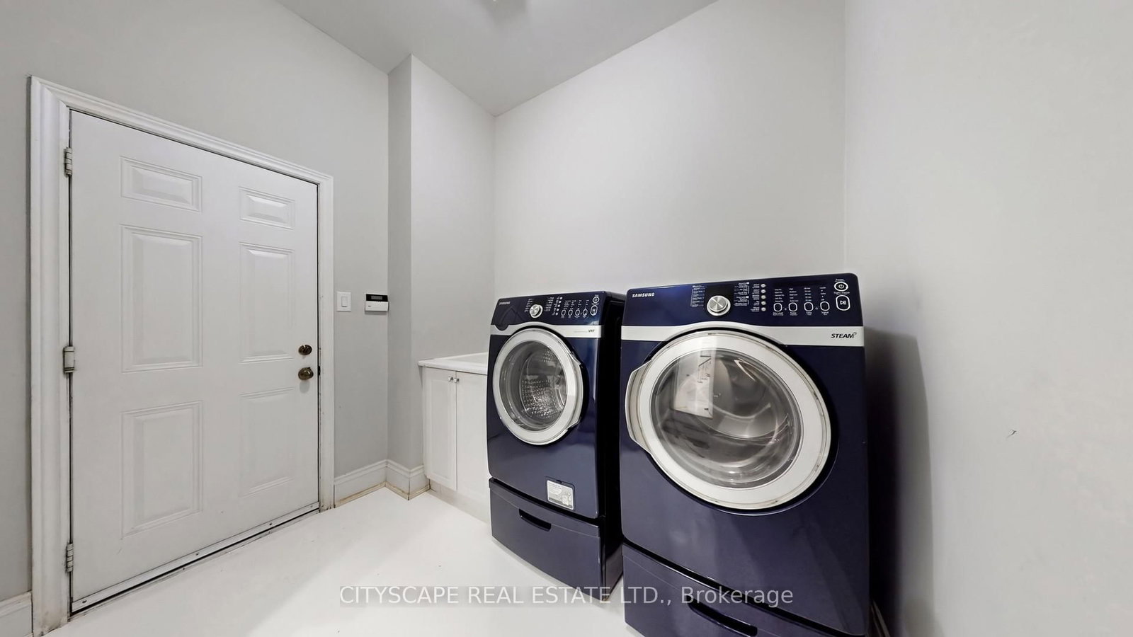 Detached House for sale at 7 Yellow Avens Boulevard, Brampton, Ontario, L6R 0K5 - Sandringham-Wellington - MLS: W12933042